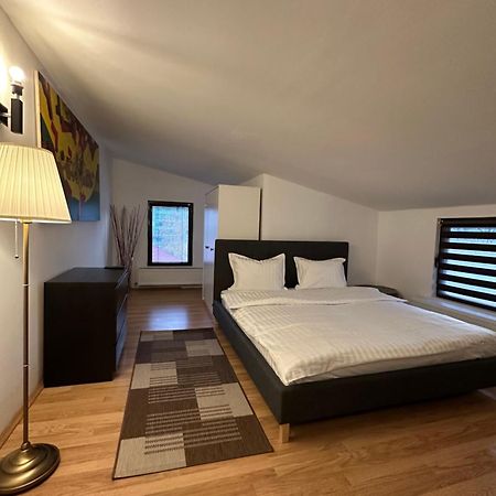 Conta Apartments Craiova Esterno foto